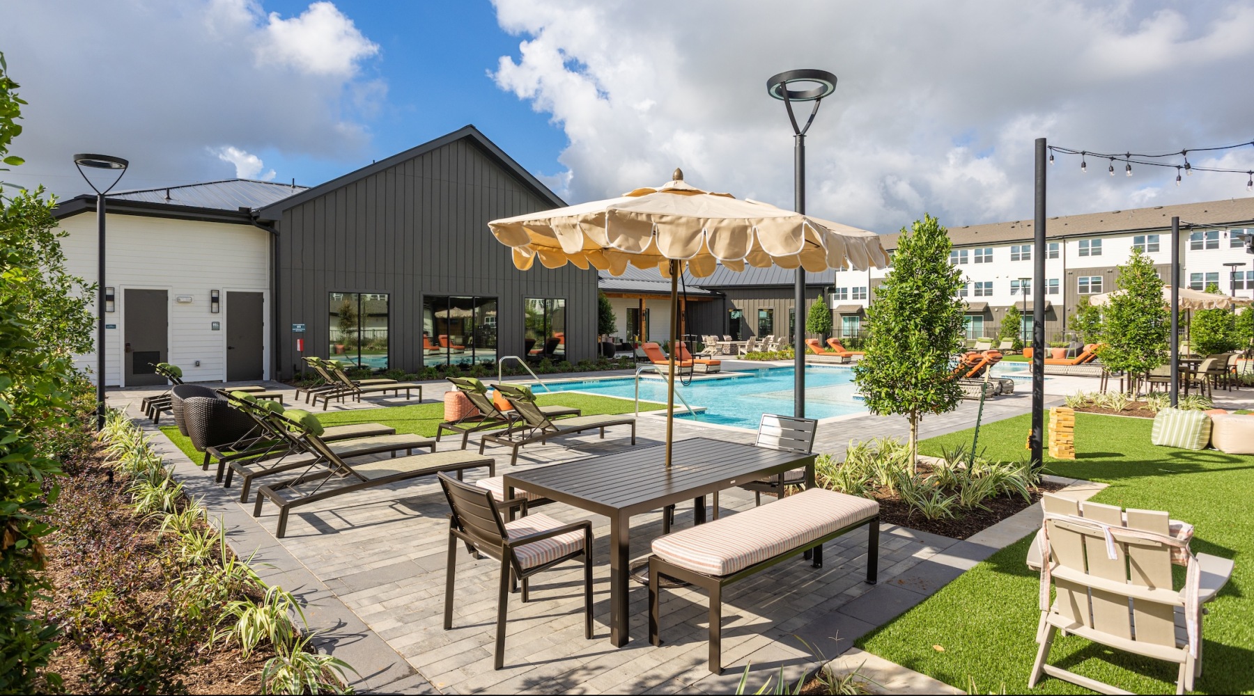 outside pool and courtyard area
